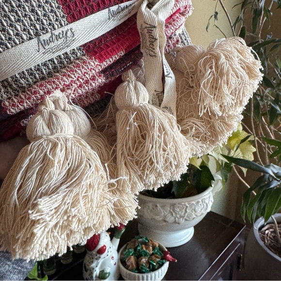 Audrey’s your hearts delight red, white and blue cotton blanket 🇺🇸 - Picture 3 of 4